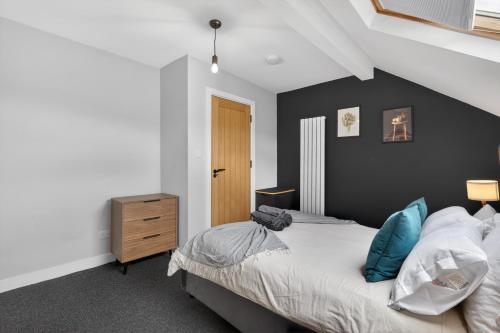 Close to Media City-Old Trafford - 5 Bedroom House photo 39