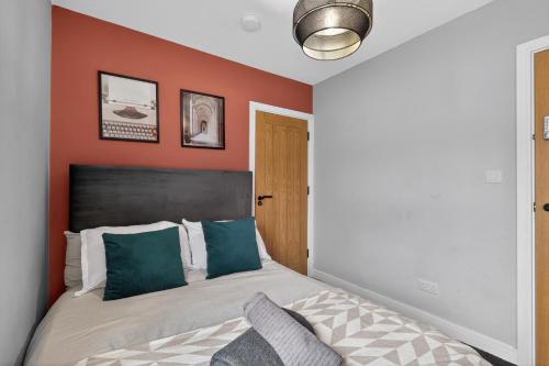Close to Media City-Old Trafford - 5 Bedroom House photo 35