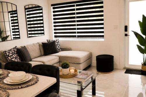 Miami 2BR Home l Jackson Hospital l Parking photo 12