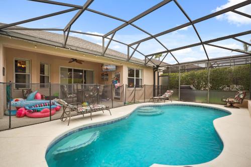 4BR Villa Private Pool and Game Room near Disney photo 8