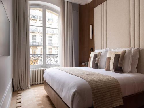 Luxury A C Apt - 10P 4BDR - Arc de Triomphe