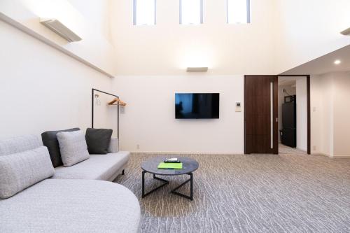 Ostay Namba South