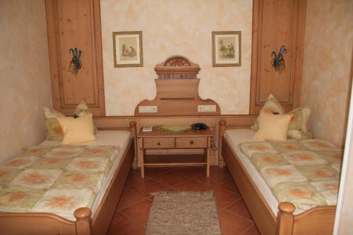 En eller flere senge i et værelse på Jagdhotel Sudetenhof