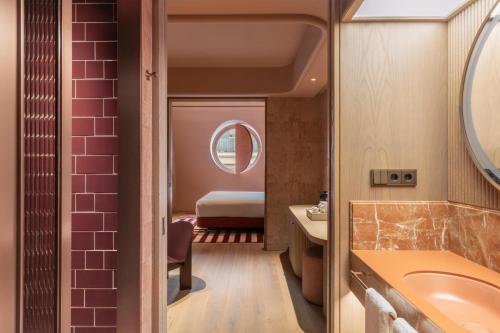 Hotel Palacio Bellas Artes San Sebastian, Curio Collection by Hilton