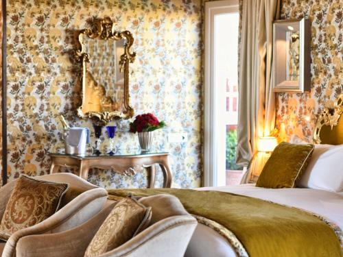 Papadopoli Hotel Venezia - MGallery Collection — Bedroom