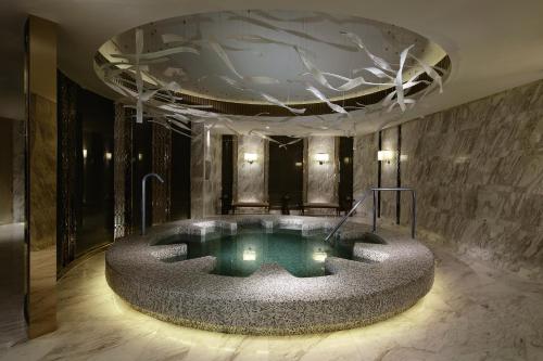 Gambar di galeri bagi Studio City Hotel di Macau