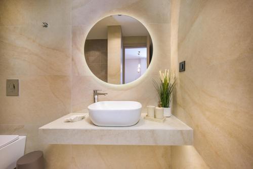 MSBeach Luxury Homes - Maria