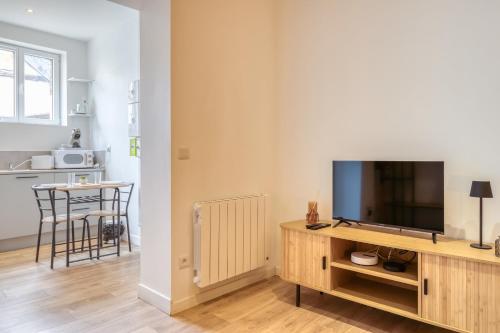 Bienvenue chez Brousse studio rénové proche quais et préfecture