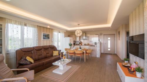 Villa Evelyn by Villas Guide