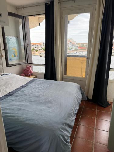Appartement avec piscine vue port de la Coudalère