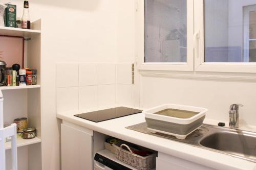 Charming Latin Quarter Apartment