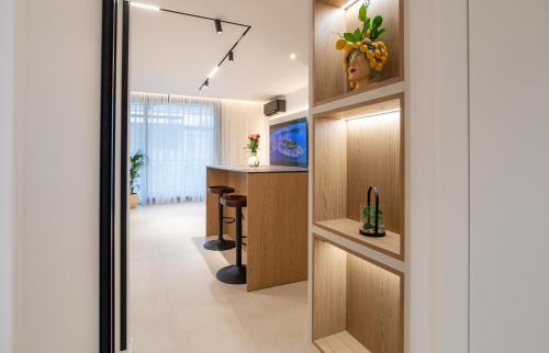 Westy Residence Split