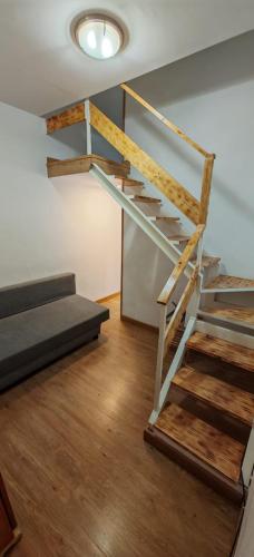 Piso con 2 plantas - Puerta del Sol
