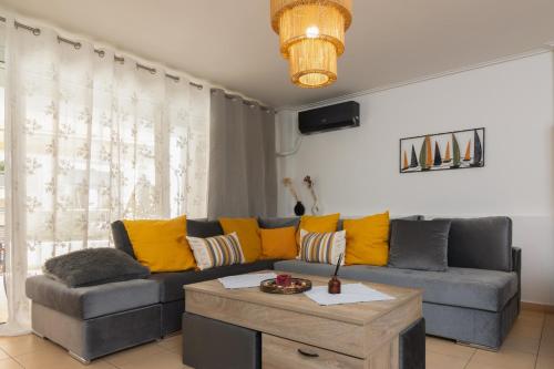 3Bdrm Apartment With Balcony&Parking