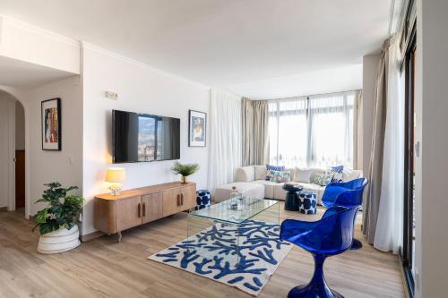 Duplex Sea Views & Private Pool by AORA STAY