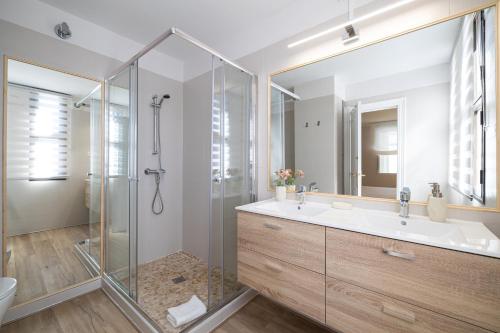 Duplex Sea Views & Private Pool by AORA STAY