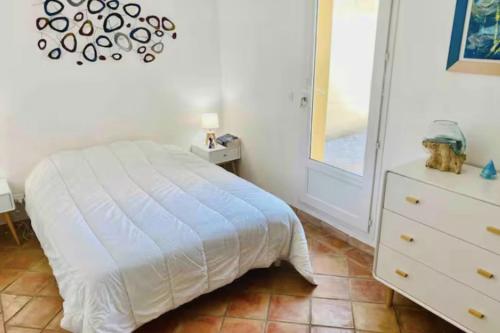 Villa with heated pool in Sainte-Maxime
