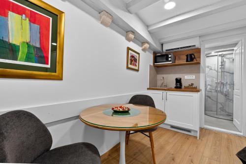 Solis Rooms Old Town