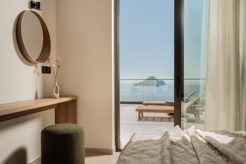 Villa Aliento - Stunning Marathonisi Views