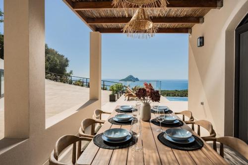 Villa Aliento - Stunning Marathonisi Views