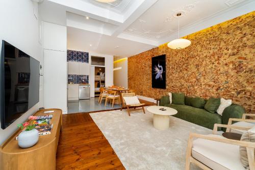 WHome Spacious Historic Lisbon Flat near Cais do Sodré