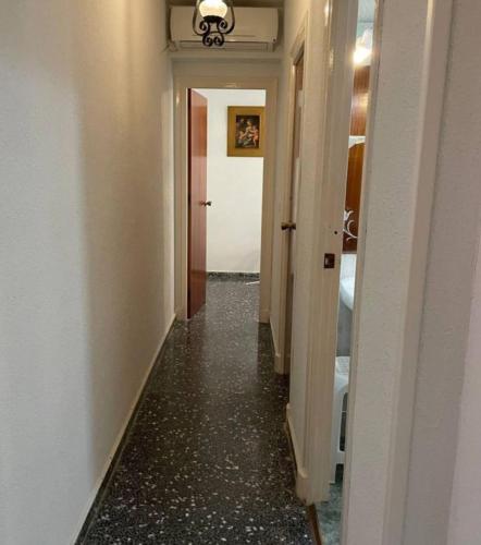 Habitaciones con baño compartido en vivienda