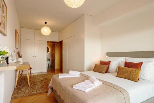 Central Porto Apartment with Panoramic Views - Trindade