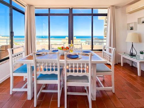 Penthouse Ponta da Areia - Vista Mar Frontal e Garagem