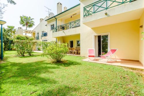 Vilamoura Garden and Pool Apartment