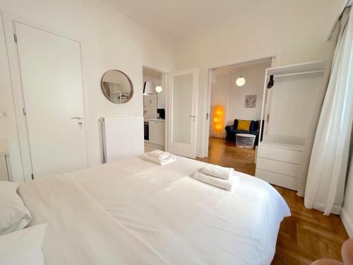 Modern 2BR Central Exarchia Apt I Walk to Metro & Museums