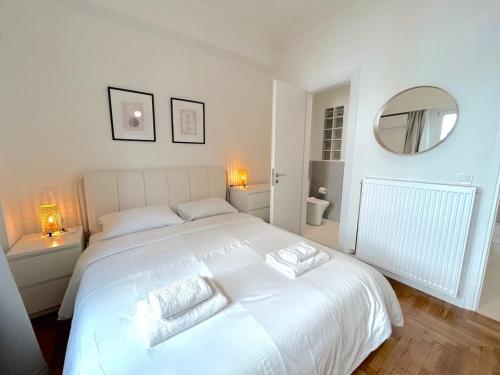 Modern 2BR Central Exarchia Apt I Walk to Metro & Museums