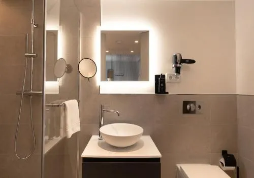 Limehome Madrid Calle de Juan Hurtado de Mendoza photo 27