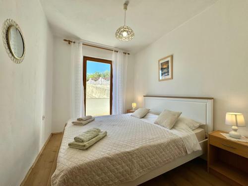 Apartment Almira with sea view