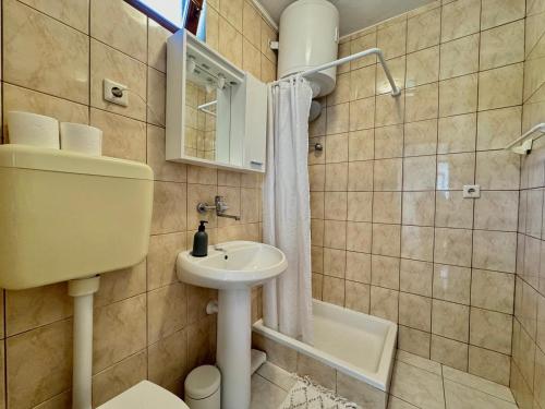 Apartment Almira with sea view