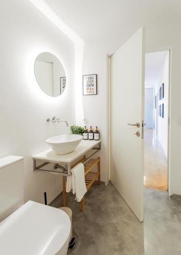Central Porto Apartment with Panoramic Views - Trindade