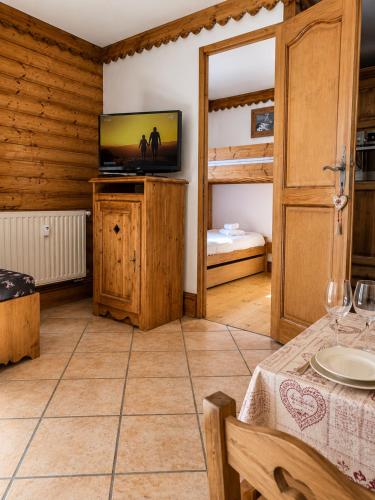 Au cœur de Chamonix – La Ginabelle, Calme avec Piscine, Sauna & Garage