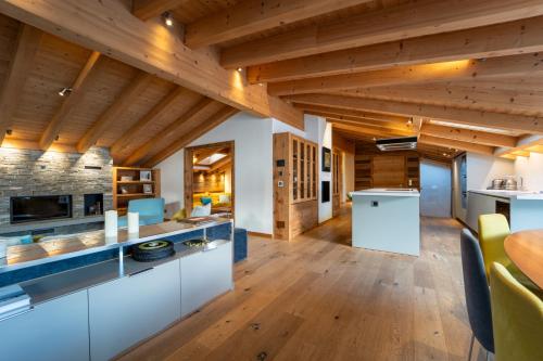 4 Bedroom Penthouse Apt in Flims Waldhaus