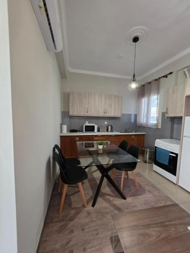 Center Twin Apartments - 2