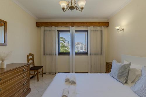 #366 Cozy 1BR Retreat Private Balcony