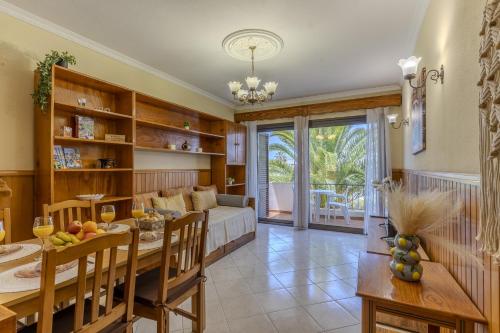 #366 Cozy 1BR Retreat Private Balcony