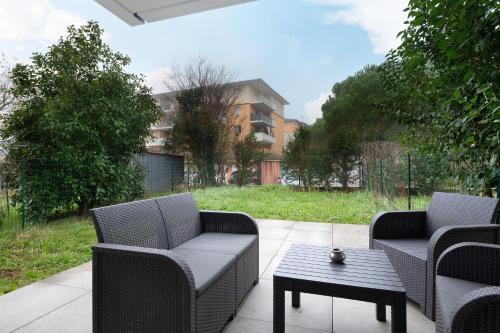 L'Ovalie Appartement T2 CLIMATISÉ et JARDIN