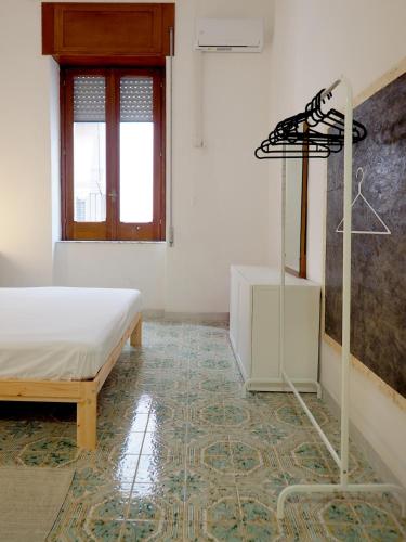 Donna Rosanna, two-room apartment with balcony in La Sanità