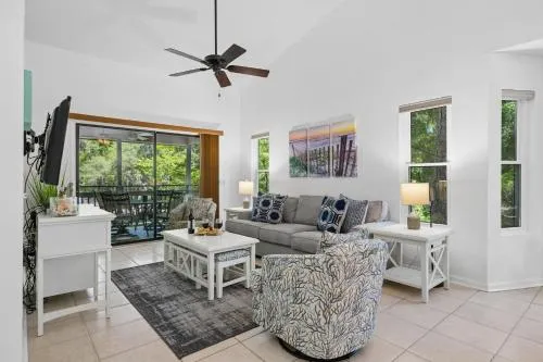 7102 Treetops Villa photo 1