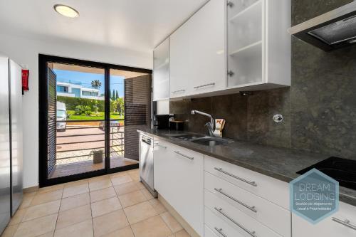 Ocean View 1 - Dream Lodging
