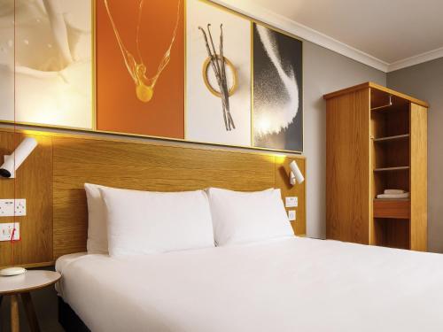 Accessible King Room