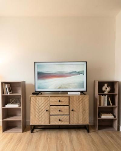 Large bright 5-room apartment4 bedrooms Metro 5 min