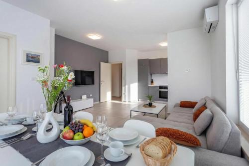 Apartment Sang Near The Beach - Happy Rentals