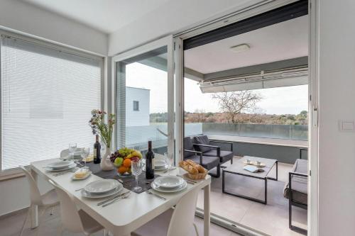 Apartment Sang Near The Beach - Happy Rentals