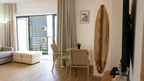 The Surf - Rocha Tower