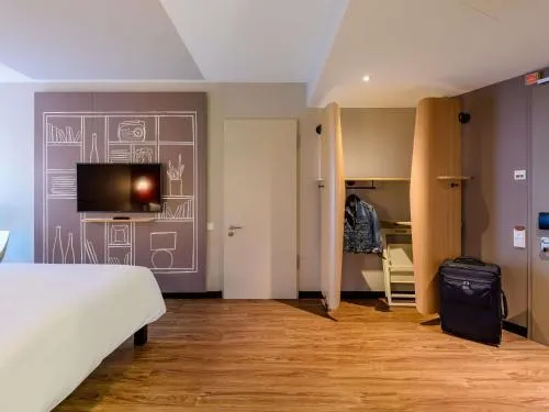 Ibis Berlin Hauptbahnhof photo 28